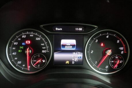 Mercedes-Benz B Class B 200 D AMG LINE EXECUTIVE Image 24