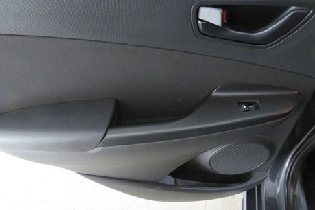 Hyundai KONA T-GDI N LINE MHEV Image 33