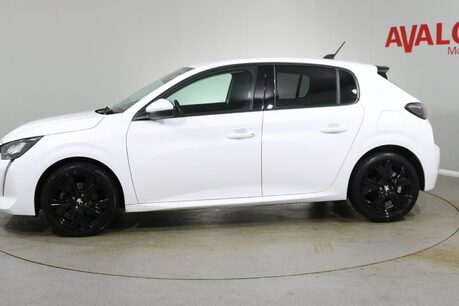 Peugeot 208 PURETECH ALLURE S/S Image 7