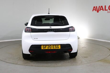 Peugeot 208 PURETECH ALLURE S/S Image 8