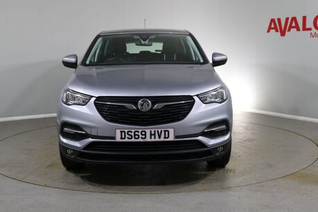 Vauxhall Grandland X SE Image 5