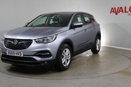 Vauxhall Grandland X SE Image 6