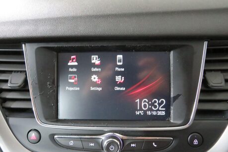 Vauxhall Grandland X SE Image 21