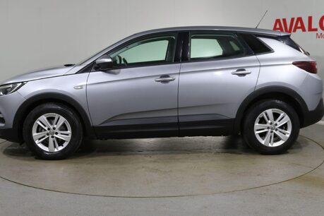 Vauxhall Grandland X SE Image 7
