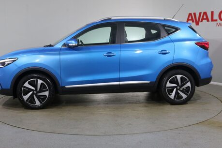 MG ZS TROPHY CONNECT Image 3