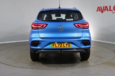 MG ZS TROPHY CONNECT Image 7