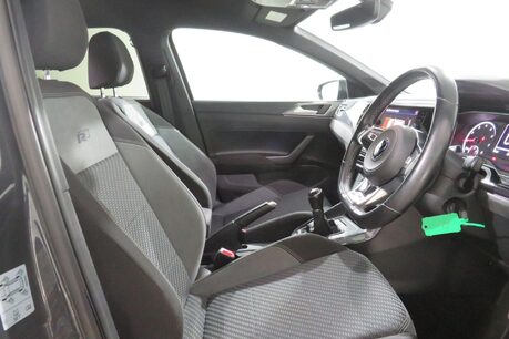 Volkswagen Polo R-LINE TSI Image 22