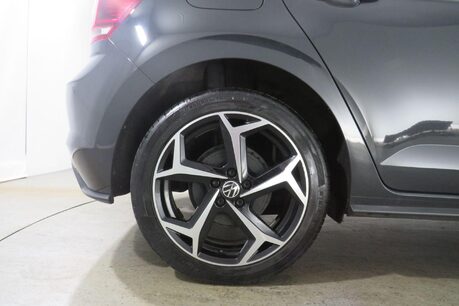 Volkswagen Polo R-LINE TSI Image 10