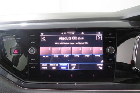 Volkswagen Polo R-LINE TSI Image 16