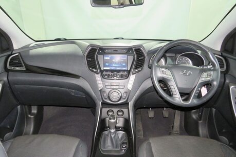 Hyundai SANTA FE CRDI PREMIUM Image 12