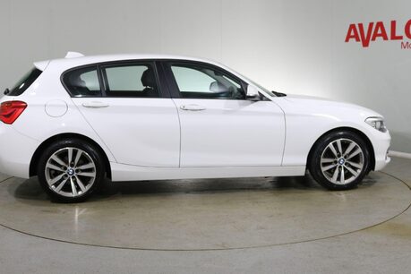 BMW 1 Series 118I SPORT Image 4