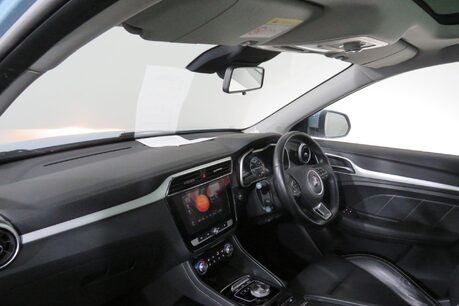 MG ZS EXCLUSIVE Image 18