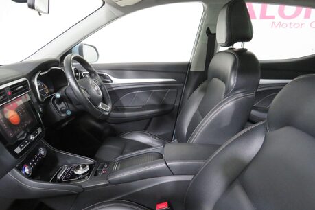 MG ZS EXCLUSIVE Image 19
