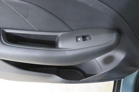 MG ZS EXCLUSIVE Image 30