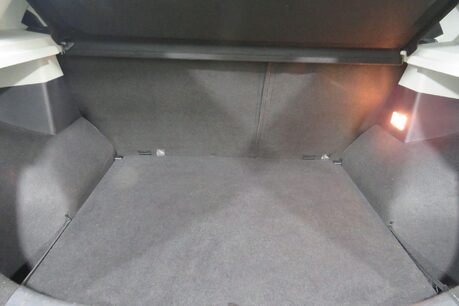 MG ZS EXCLUSIVE Image 16