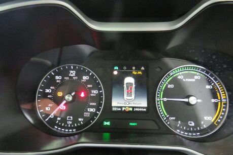 MG ZS EXCLUSIVE Image 24