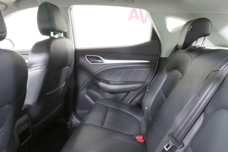 MG ZS EXCLUSIVE Image 17