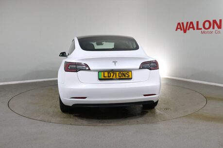 Tesla Model 3 STANDARD RANGE PLUS Image 8