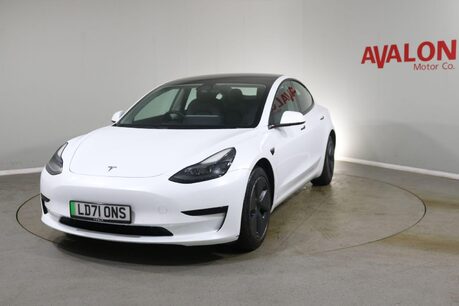 Tesla Model 3 STANDARD RANGE PLUS Image 5