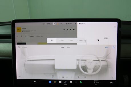 Tesla Model 3 STANDARD RANGE PLUS Image 21