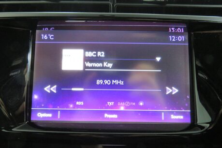 DS DS 3 BLUEHDI CONNECTED CHIC S/S Image 23