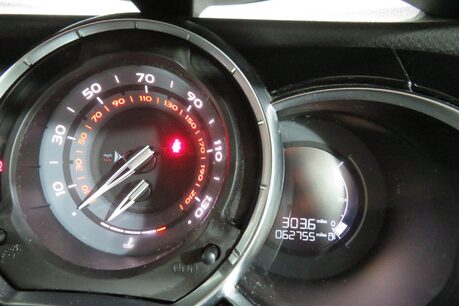 DS DS 3 BLUEHDI CONNECTED CHIC S/S Image 27