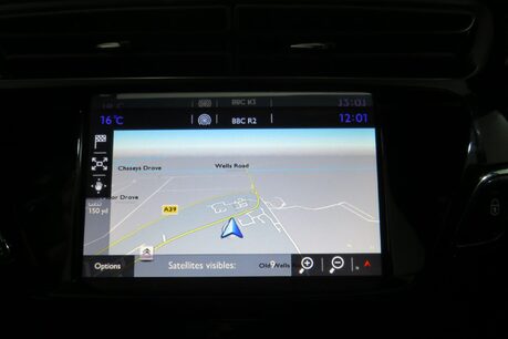 DS DS 3 BLUEHDI CONNECTED CHIC S/S Image 22