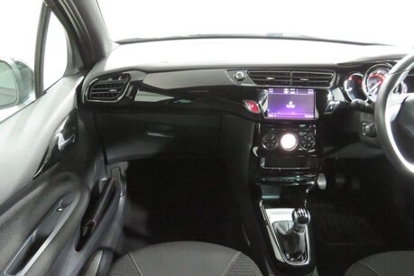 DS DS 3 BLUEHDI CONNECTED CHIC S/S Image 20