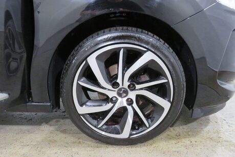 DS DS 3 BLUEHDI CONNECTED CHIC S/S Image 11