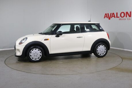 Mini Hatch ONE Image 7