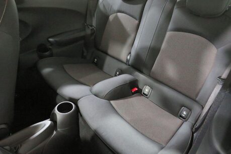 Mini Hatch ONE Image 17