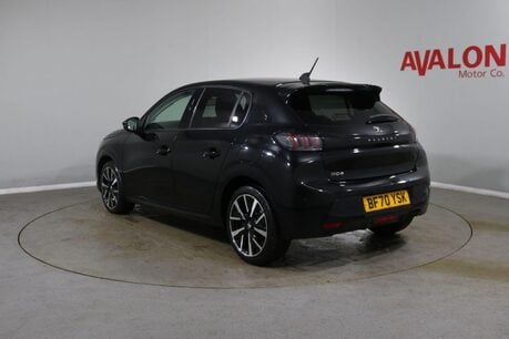 Peugeot 208 PURETECH ALLURE S/S Image 8