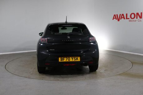 Peugeot 208 PURETECH ALLURE S/S Image 9