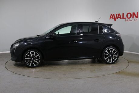 Peugeot 208 PURETECH ALLURE S/S Image 7