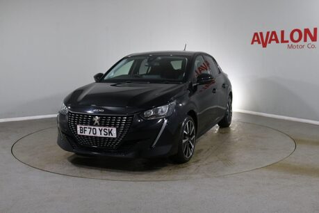 Peugeot 208 PURETECH ALLURE S/S Image 6