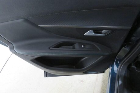 Peugeot 3008 S/S ALLURE Image 29