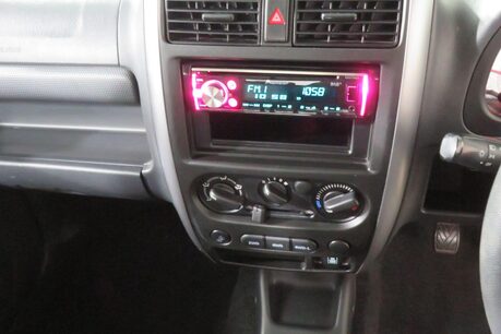 Suzuki Jimny SZ3 Image 22