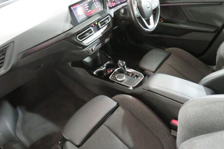 BMW 2 Series 218I SPORT GRAN COUPE Image 33