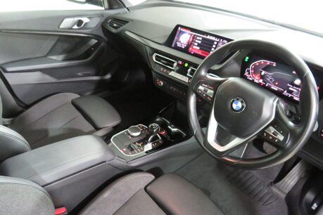 BMW 2 Series 218I SPORT GRAN COUPE Image 2