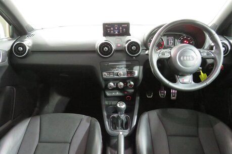Audi A1 TDI S LINE Image 14