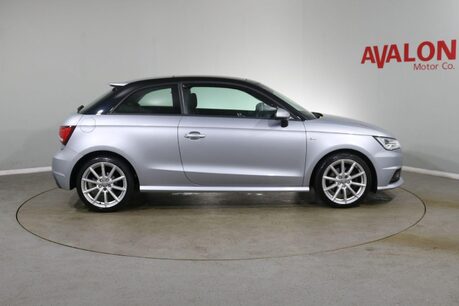 Audi A1 TDI S LINE Image 4