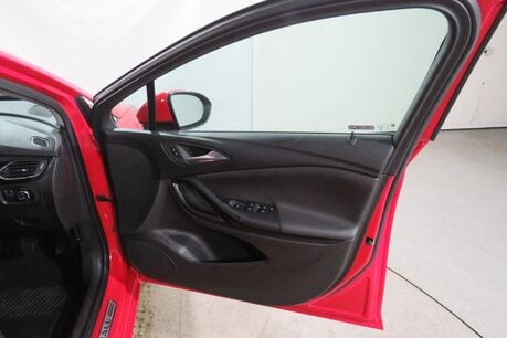Vauxhall Astra ELITE NAV Image 28