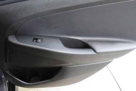 Hyundai TUCSON GDI SE NAV Image 33