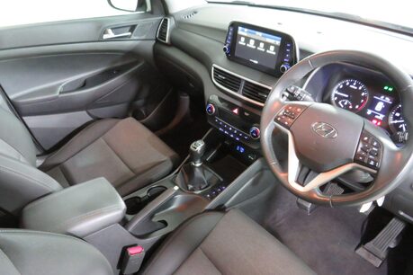 Hyundai TUCSON GDI SE NAV Image 2
