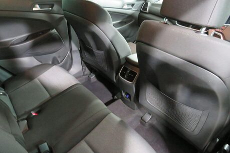 Hyundai TUCSON GDI SE NAV Image 15