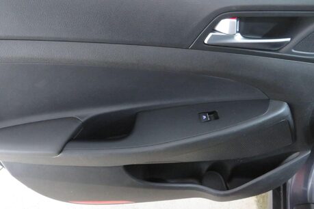 Hyundai TUCSON GDI SE NAV Image 35