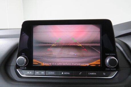 Nissan Qashqai DIG-T ACENTA PREMIUM DCT MHEV Image 23