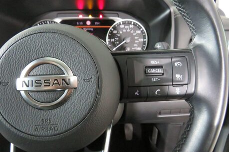 Nissan Qashqai DIG-T ACENTA PREMIUM DCT MHEV Image 27