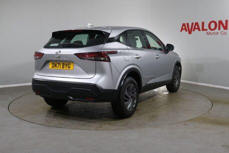 Nissan Qashqai DIG-T ACENTA PREMIUM DCT MHEV Image 10
