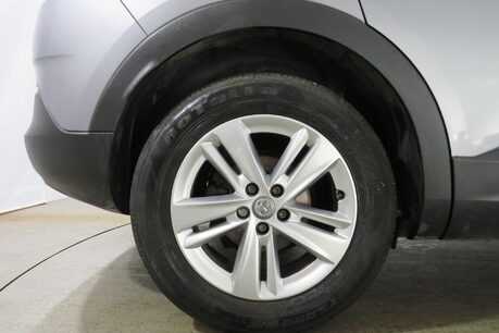 Vauxhall Grandland X SE Image 11